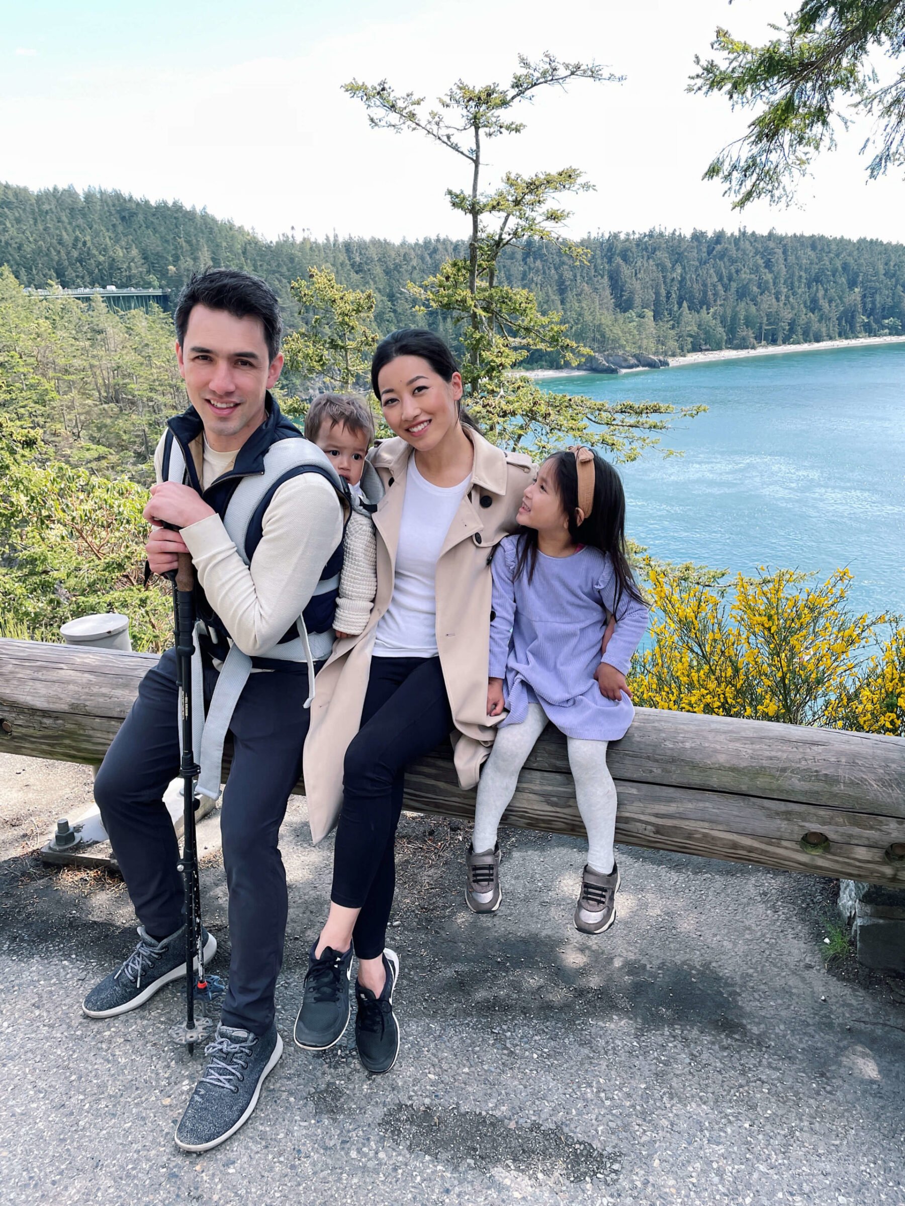 deception pass wedding family hike