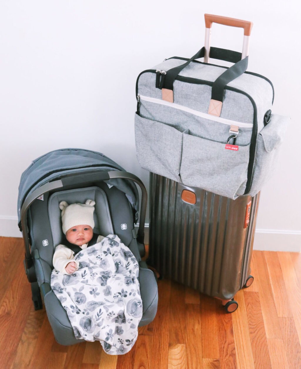 nuna pipa carseat skiphop weekender diaper bag review